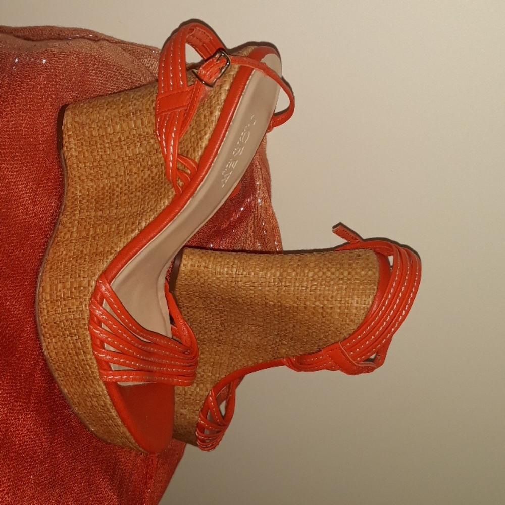 JCREW ORANGE OPEN TOE WEDGE HEELS - Picture 4 of 4